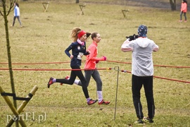 Biegiem po parku Modrzewie