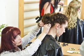 Jej fryzura była najlepsza, dlatego pojedzie na finał