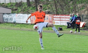 Tylko remis z wiceliderem