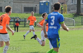 Tylko remis z wiceliderem