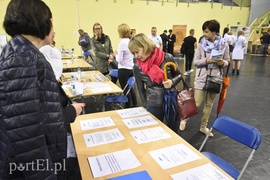 Pracodawcy kuszą, pracownicy wybierają