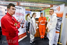 Pracodawcy kuszą, pracownicy wybierają