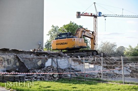 Znika kolejny budynek