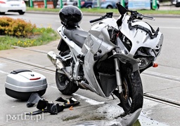 Motocykl zderzył się z volvo