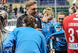 Osłabiony Start przegrał z mistrzem (piłka ręczna)