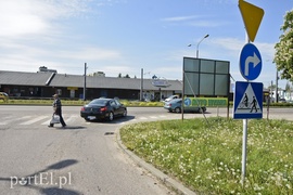 Potrącił rowerzystę z dzieckiem, a potem... uciekł