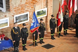 Święty Florian przyniósł strażakom awanse i odznaczenia