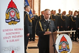 Święty Florian przyniósł strażakom awanse i odznaczenia