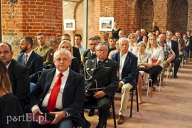 Święty Florian przyniósł strażakom awanse i odznaczenia