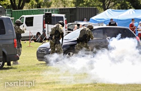 Pokazy, atrakcje i mundury