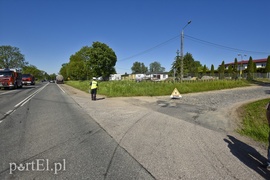 Tragiczny wypadek w Komorowie Żuławskim, nie żyje kierowca skody