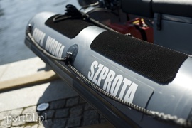 Motorowa ławica wypłynęła na wodę