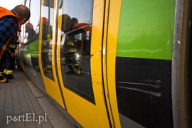 Zderzenie mercedesa z tramwajem