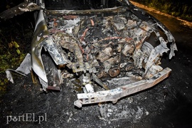 Infiniti spłonęło doszczętnie przy S22