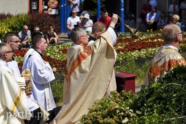 Dziś Boże Ciało, przez miasto przeszło 10 procesji