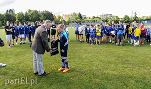 Żółto-biało-niebieski Dzień Dziecka