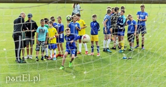 Żółto-biało-niebieski Dzień Dziecka