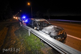 Saab spłonął na DK 7 pod Jazową