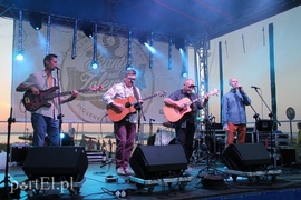 Zalew rozbrzmiewał szantami