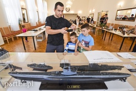 To, co jeździ, pływa i lata. W miniaturze