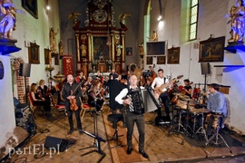 Podróż z mistrzem akordeonu