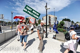 Nowy sąd, stary protest