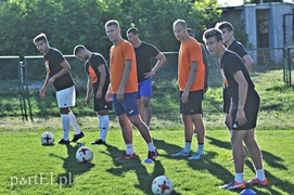 Pomarańczowo-czarni rozpoczynają sezon