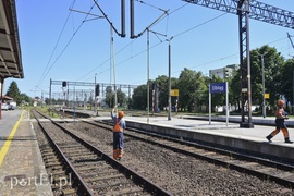Nie kursowały pociągi, Lotnicza zamknięta!
