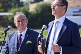 Premier z wizytą, przekop na wybory