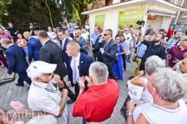 Premier z wizytą, przekop na wybory