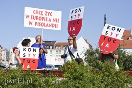 Premier z wizytą, przekop na wybory