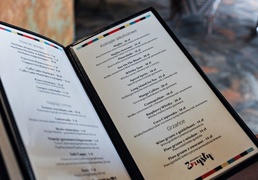 Smacznie i w dobrym stylu - tak przyjmują gości Zmysły