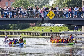 Na wodzie królowały smocze łodzie