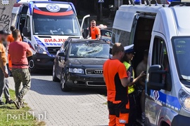 Rowerzysta wjechał wprost pod audi