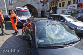Rowerzysta wjechał wprost pod audi