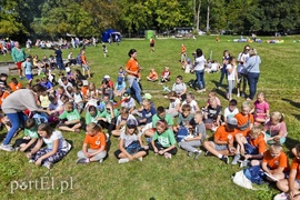 Wakacje pożegnali festynem