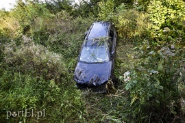 Wjechała do rowu, trzy osoby trafiły do szpitala