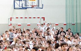 Hymn na 773 głosy