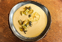 Krem sezonowy:
gruszka/pietruszka.