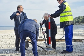 Jak prezes PiS na Mierzei kopał