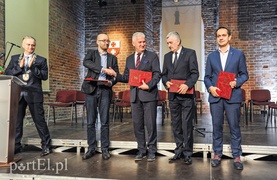 Mniej polityki, więcej współpracy