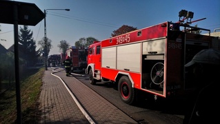 Pożar w Jegłowniku, kierowcy musieli omijać to miejsce