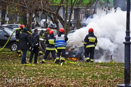 Pożar samochodu przy placu Grunwaldzkim