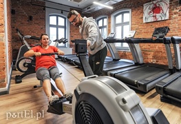 Ćwiczenia i zabiegi pomogą jej w walce z bólem