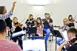 Ratusz Staromiejski wypełniony kolędami