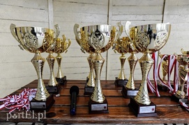 Kolarskie zmagania w błocie i śniegu