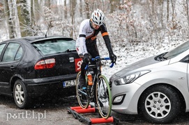 Kolarskie zmagania w błocie i śniegu