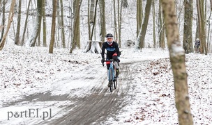 Kolarskie zmagania w błocie i śniegu
