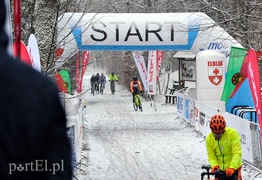 Kolarskie zmagania w błocie i śniegu