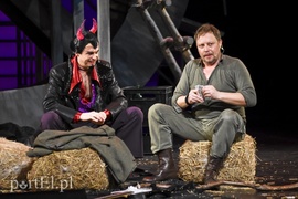 W teatrze igrają z diabłem